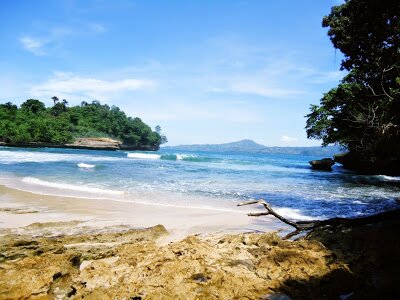 205m4d1 Pantai Molang Kabupaten  Tulungagung  Jawa  Timur 